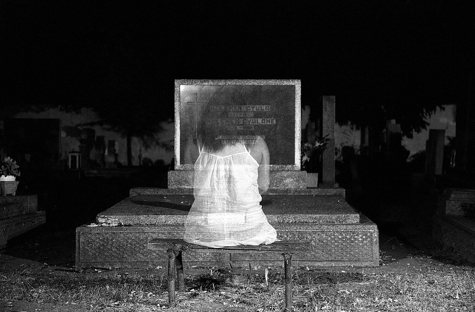 ghost-1280683_960_720